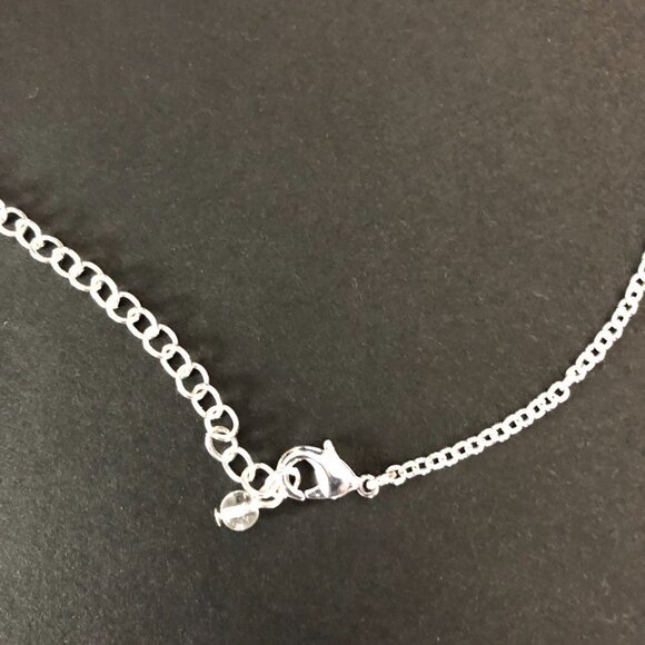 Kim Rogers White Pearl Front Silver Tone Necklace With 2 Strand Pearl Bracelet - Picture 8 of 11